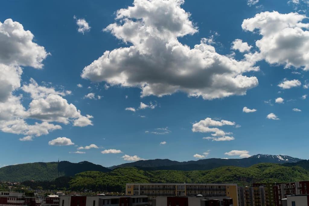 Skylark - Singapore Penthouse With Jacuzzi & Panoramic View Brasov Exterior photo