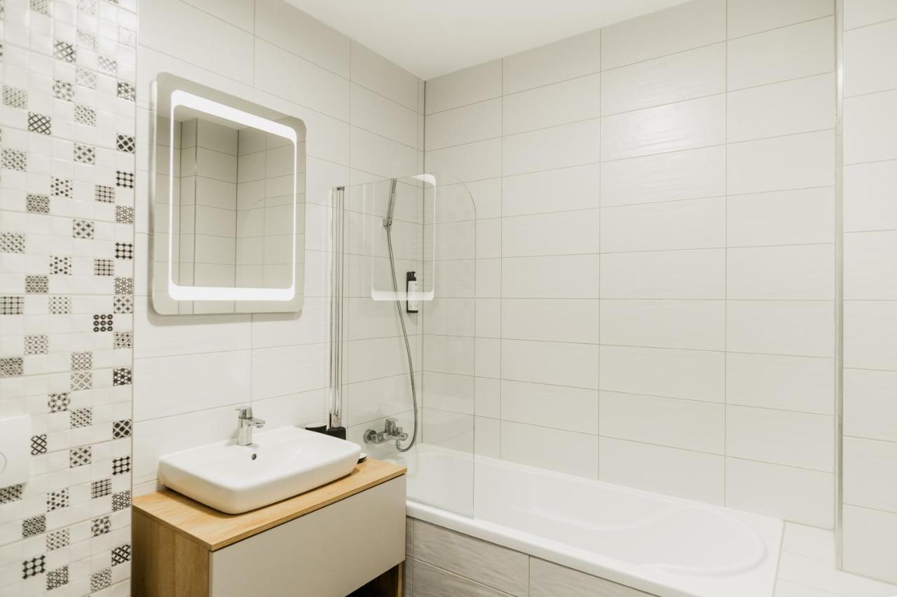 Skylark - Singapore Penthouse With Jacuzzi & Panoramic View Brasov Exterior photo